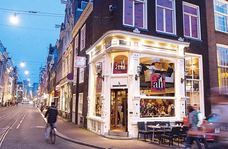Amsterdam'daki En İyi Türk Restoranları ve Helal Yemekler 1 Amsterdam Rehber