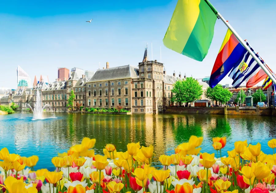 Binnenhof – Dutch Parliament, Holland Binnenhof - Dutch Parliament, Holland